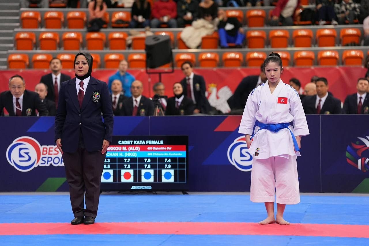 銅牌戰：曉藝以「知花公相君」對阿爾及利亞選手（圖片來源：WKF）